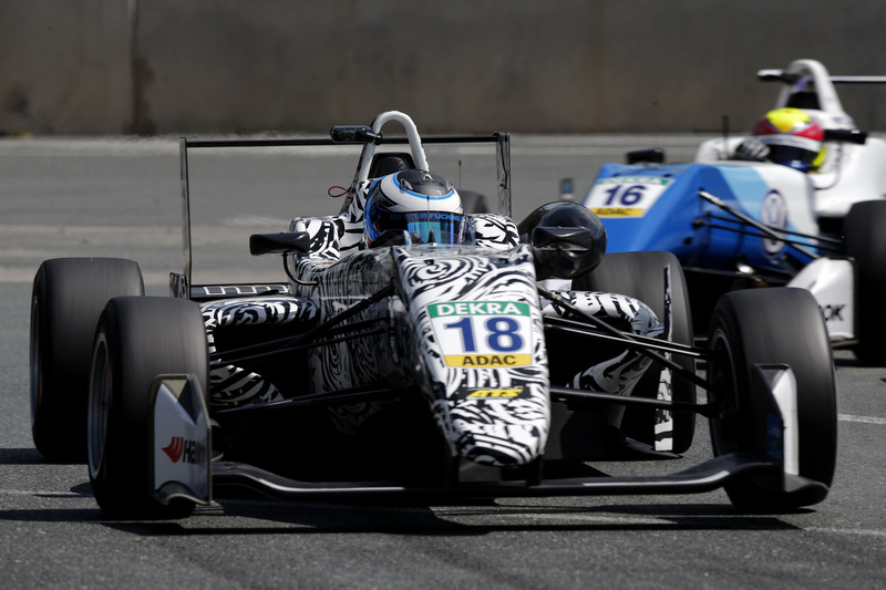 Julian Hanses, ma-con Dallara F317 - Volkswagen