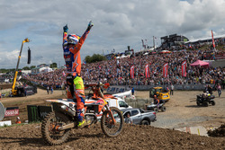 Jeffrey Herlings, KTM Factory Racing viert de overwinning