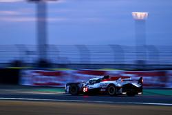 #8 Toyota Gazoo Racing Toyota TS050: Sébastien Buemi, Kazuki Nakajima, Fernando Alonso