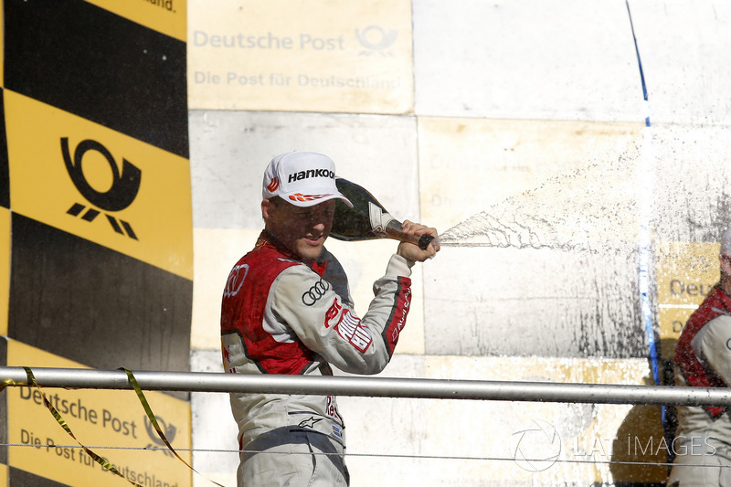 Kampioenschapspodium: tweede Mattias Ekström, Audi Sport Team Abt Sportsline