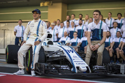 Felipe Massa, Williams and Paul di Resta, Williams at the Williams team photo