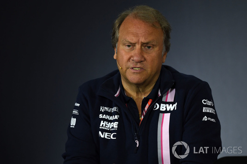 Robert Fernley, directeur adjoint de Force India, en conférence de presse