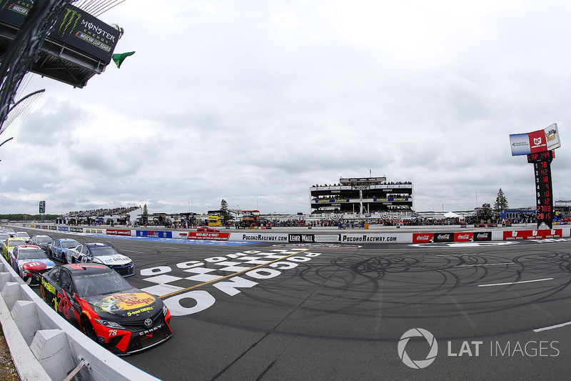 Martin Truex Jr., Furniture Row Racing, Toyota Camry Bass Pro Shops/5-hour ENERGY drives under the checkered flag to win