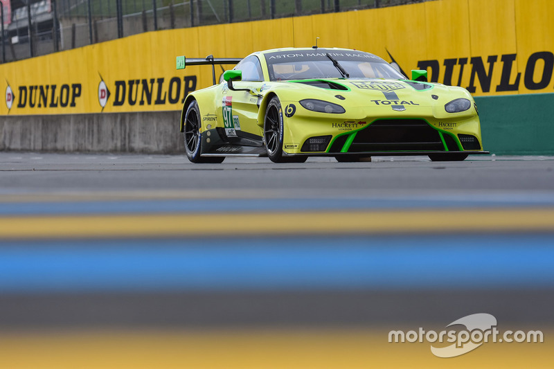 #97 Aston Martin Racing Aston Martin Vantage AMR: Alex Lynn, Maxime Martin, Jonathan Adams