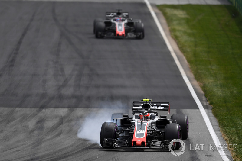 Kevin Magnussen, Haas F1 Team VF-18, bloccaggio
