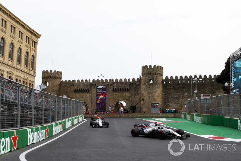 Lance Stroll, Williams FW41 Mercedes, Charles Leclerc, Sauber C37 Ferrari
