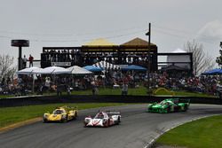 #85 JDC/Miller Motorsports ORECA 07, P: Simon Trummer, Robert Alon , #54 CORE autosport ORECA LMP2, P: Jon Bennett, Colin Braun