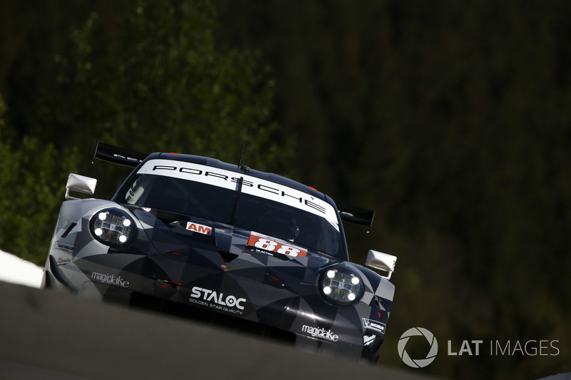 #88 Proton Competition Porsche 911 RSR: Khaled Al Qubaisi, Giorgio Roda, Matteo Cairoli