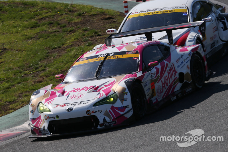 #25 Tsuchiya Engineering Toyota 86 MC: Takamitsu Matsui, Sho Tsuboi