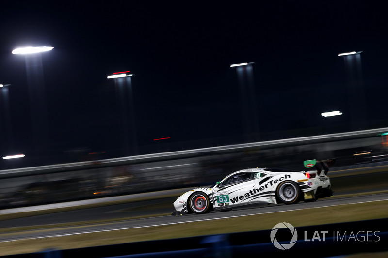 #63 Scuderia Corsa Ferrari 488 GT3: Cooper MacNeil, Alessandro Balzan, Gunnar Jeannette, Jeff Segal