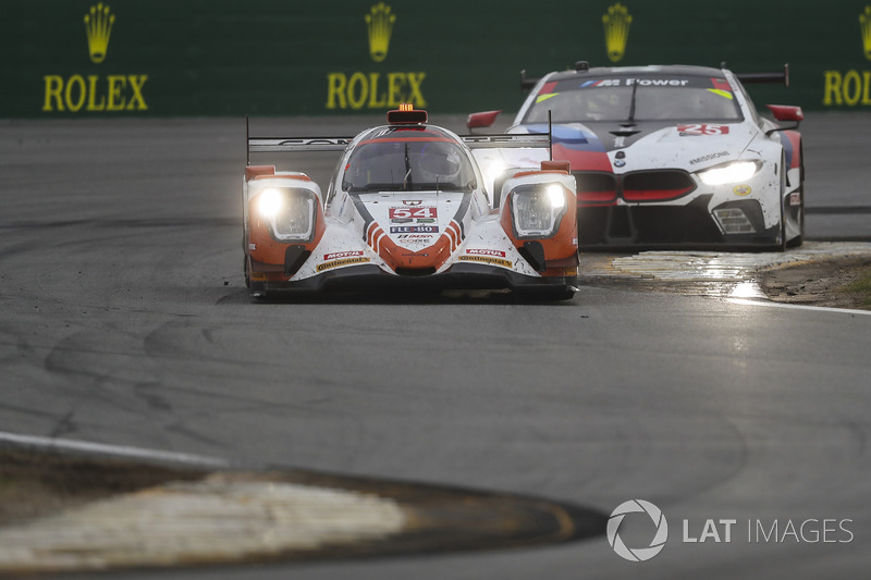 #54 CORE autosport ORECA LMP2, P: Jon Bennett, Colin Braun, Romain Dumas, Loic Duval