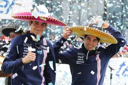 Гонщики Sahara Force India F1 Серхио Перес и Эстебан Окон