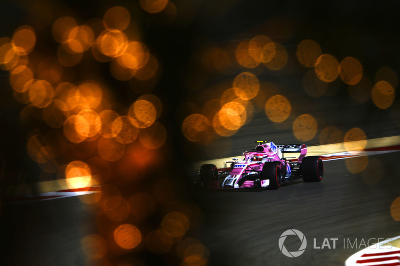 Esteban Ocon, Force India VJM11 Mercedes