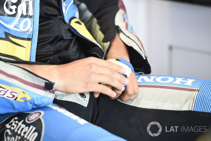 Franco Morbidelli, Estrella Galicia 0,0 Marc VDS hand injury