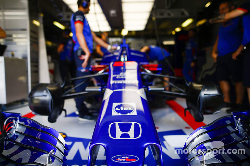 Mobil Brendon Hartley, Toro Rosso STR13