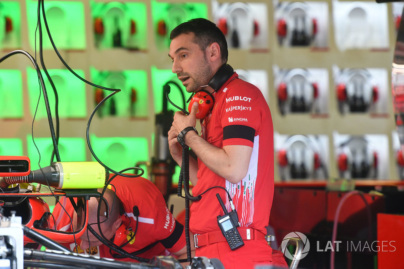 Ingenieros de Ferrari