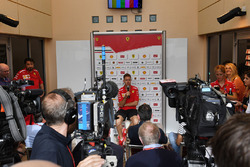 Sebastian Vettel, Ferrari con los medios