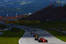Sebastian Vettel, Ferrari SF71H, Kevin Magnussen, Haas F1 Team VF-18, Nico Hulkenberg, Renault Sport F1 Team R.S. 18, Esteban Ocon, Force India VJM11, Carlos Sainz Jr., Renault Sport F1 Team R.S. 18