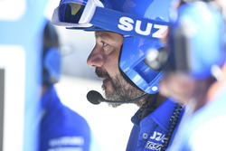 Un mécanicien du Team Suzuki MotoGP