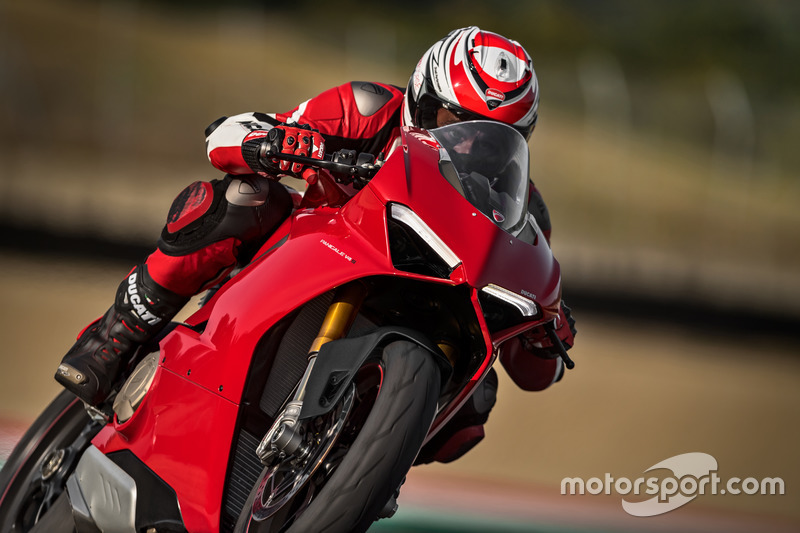 La Ducati Panigale V4 in pista