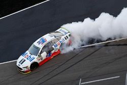 Race winner Kevin Harvick, Stewart-Haas Racing Ford