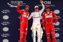 Top 3 Qualifiche: il poleman Valtteri Bottas, Mercedes AMG F1, il secondo qualificato Sebastian Vett