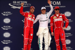 Top 3 Qualifiche: il poleman Valtteri Bottas, Mercedes AMG F1, il secondo qualificato Sebastian Vett