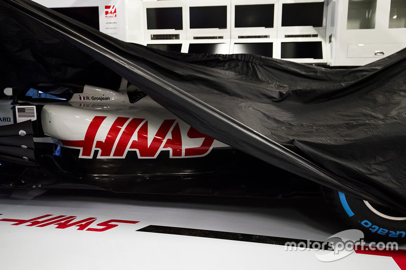 Haas F1 Team VF-18