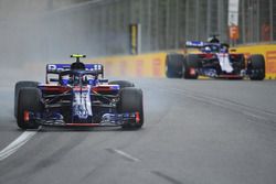 Pierre Gasly, Scuderia Toro Rosso STR13 and Brendon Hartley, Scuderia Toro Rosso STR13