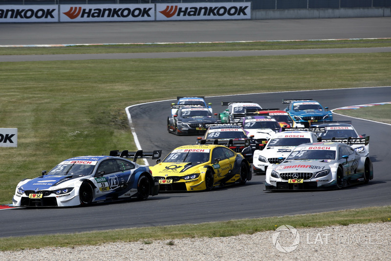Philipp Eng, BMW Team RBM, BMW M4 DTM, Timo Glock, BMW Team RMG, BMW M4 DTM, Pascal Wehrlein, Mercedes-AMG Team HWA