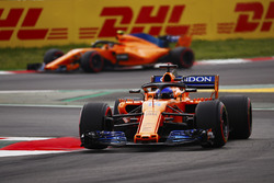 Фернандо Алонсо и Стоффель Вандорн, McLaren MCL33