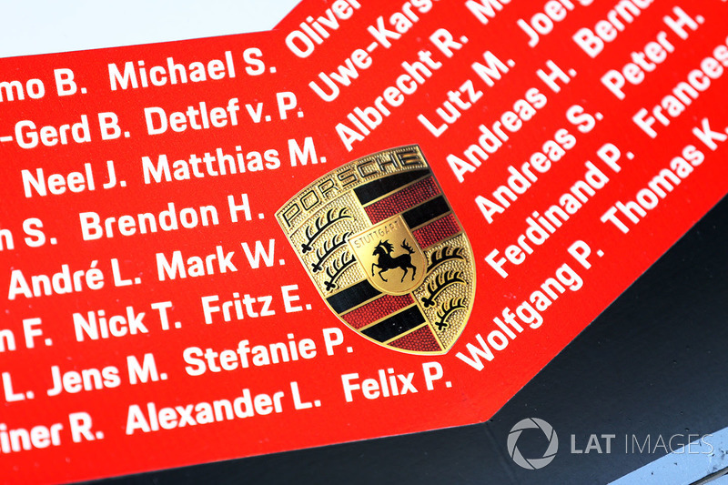 #1 Porsche Team Porsche 919 Hybrid front detail with drivers name