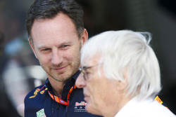 Руководитель Red Bull Racing Кристиан Хорнер и Берни Экклстоун