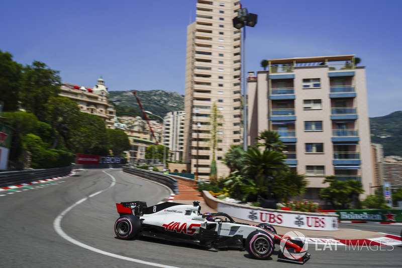 15. Romain Grosjean, Haas F1 Team VF-18