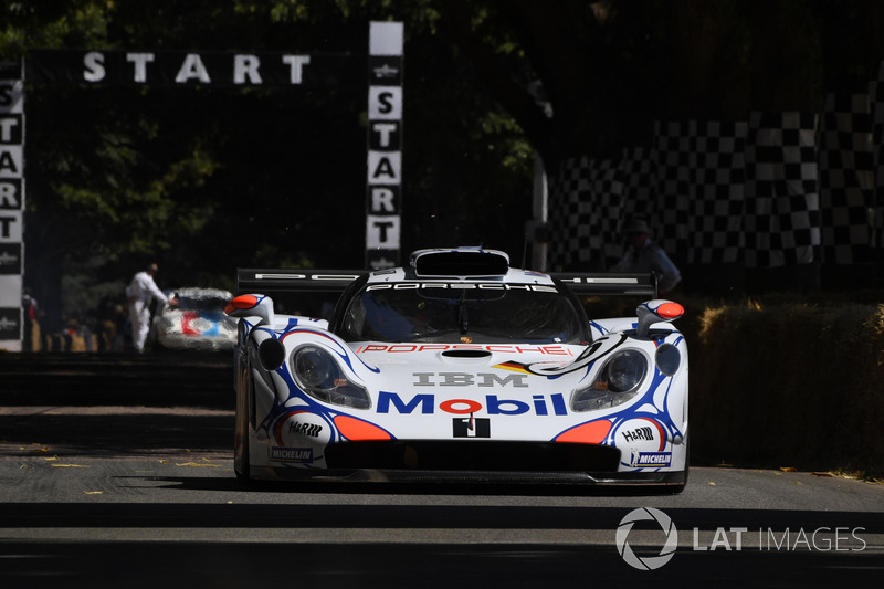 Brendon Hartley, Porsche 911 GT1 (1998)