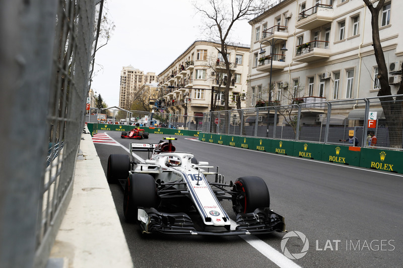 Charles Leclerc, Sauber C37 Ferrari, Kimi Raikkonen, Ferrari SF71H