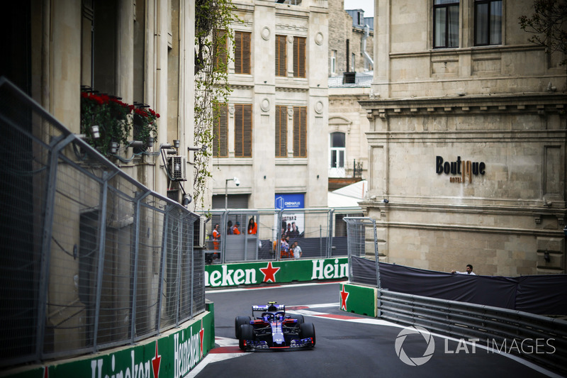 17. Pierre Gasly, Toro Rosso STR13 Honda
