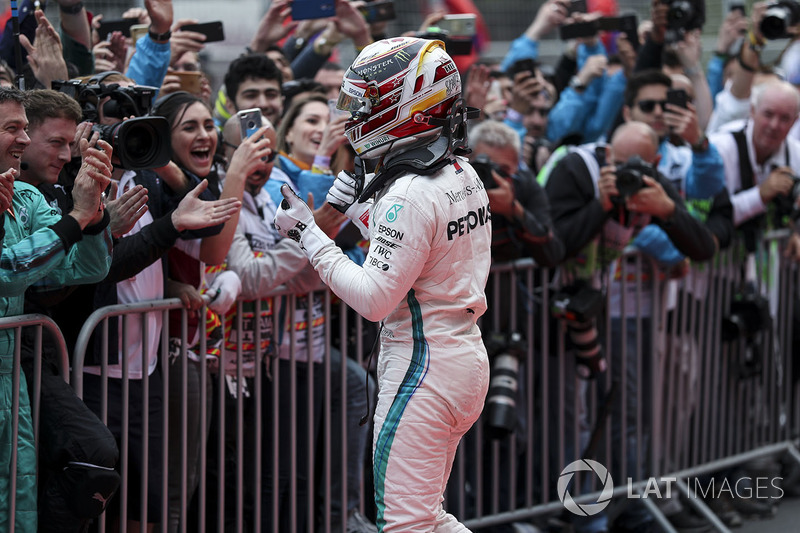 Race winner Lewis Hamilton, Mercedes-AMG F1 celebrates in parc ferme