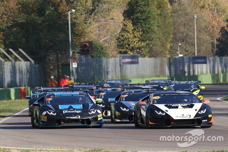 #134 Change Racing: Jeroen Mul, #101 Prestige Performance: Trent Hindman, Ricardo Agostini