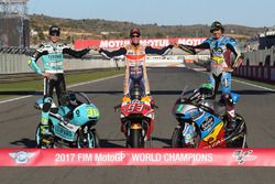 Le Champion Moto3 Joan Mir, Leopard Racing, le Champion MotoGP Marc Marquez, Repsol Honda Team, le Champion Moto2, Franco Morbidelli, Marc VDS