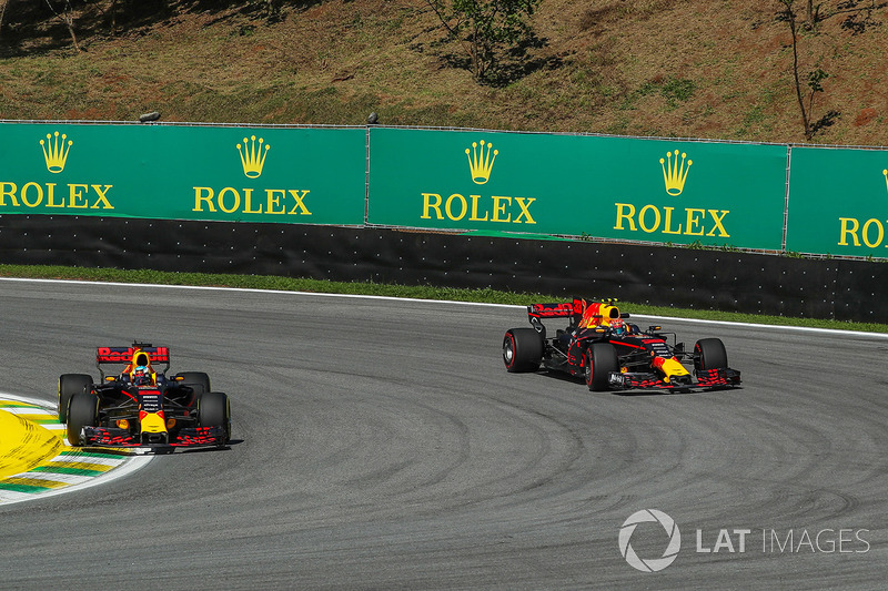Демонстрация командной тактики от Red Bull после пит-стопа Ферстаппена