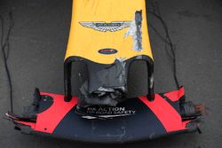 The damaged car of Daniel Ricciardo, Red Bull Racing RB14