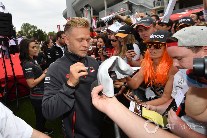 Rajongós csütörtök Barcelonában - F1 2018