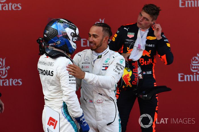 Ganador, Lewis Hamilton, Mercedes-AMG F1 y Valtteri Bottas, Mercedes-AMG F1 celebra