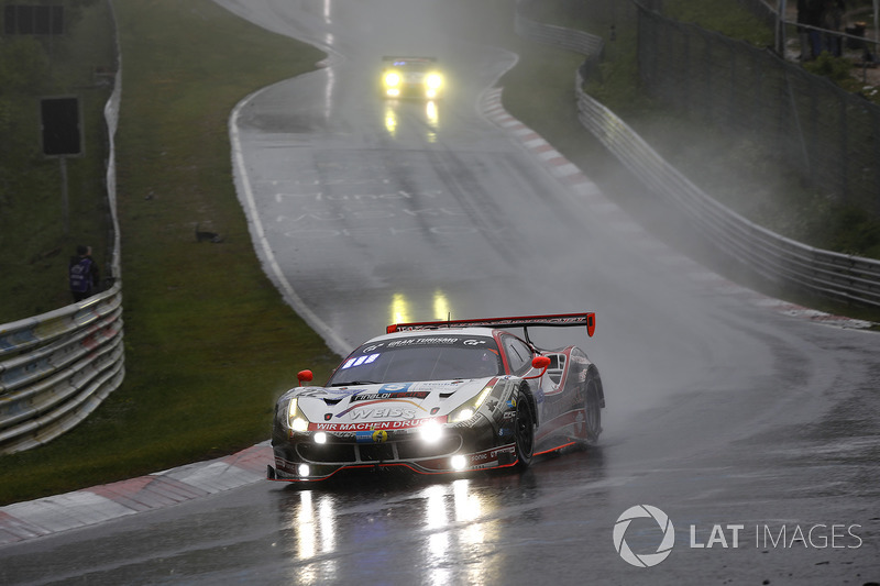 #22 Wochenspiegel Team Monschau Ferrari 488 GT3: Georg Weiss, Oliver Kainz, Jochen Krumbach, Christian Menzel