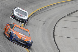 Brad Keselowski, Team Penske, Autotrader Ford Fusion Kevin Harvick, Stewart-Haas Racing, Jimmy John'