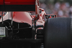 Kimi Raikkonen, Ferrari SF71H mirror