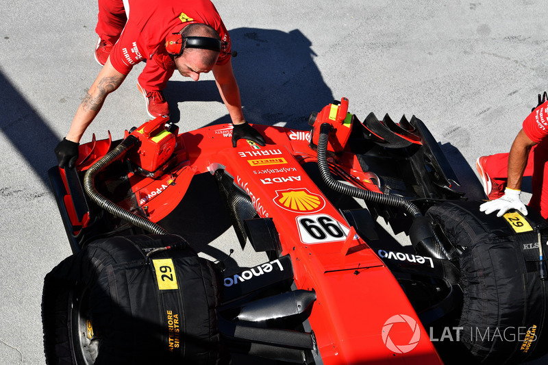 Ferrari SF71H burun ve ön kanat
