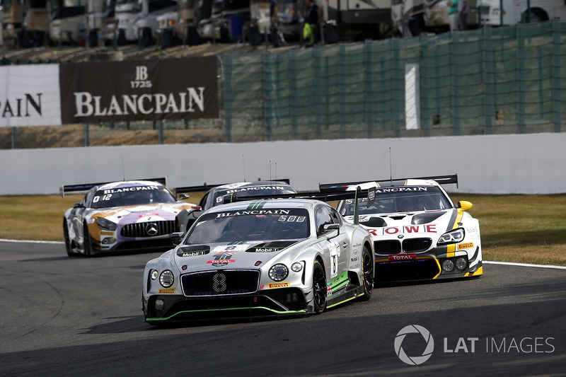 #8 Bentley Team M-Sport Bentley Continental GT3: Andy Soucek, Maxime Soulet, Vincent Abril