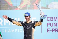 Jean-Eric Vergne, Techeetah, celebra en el podio